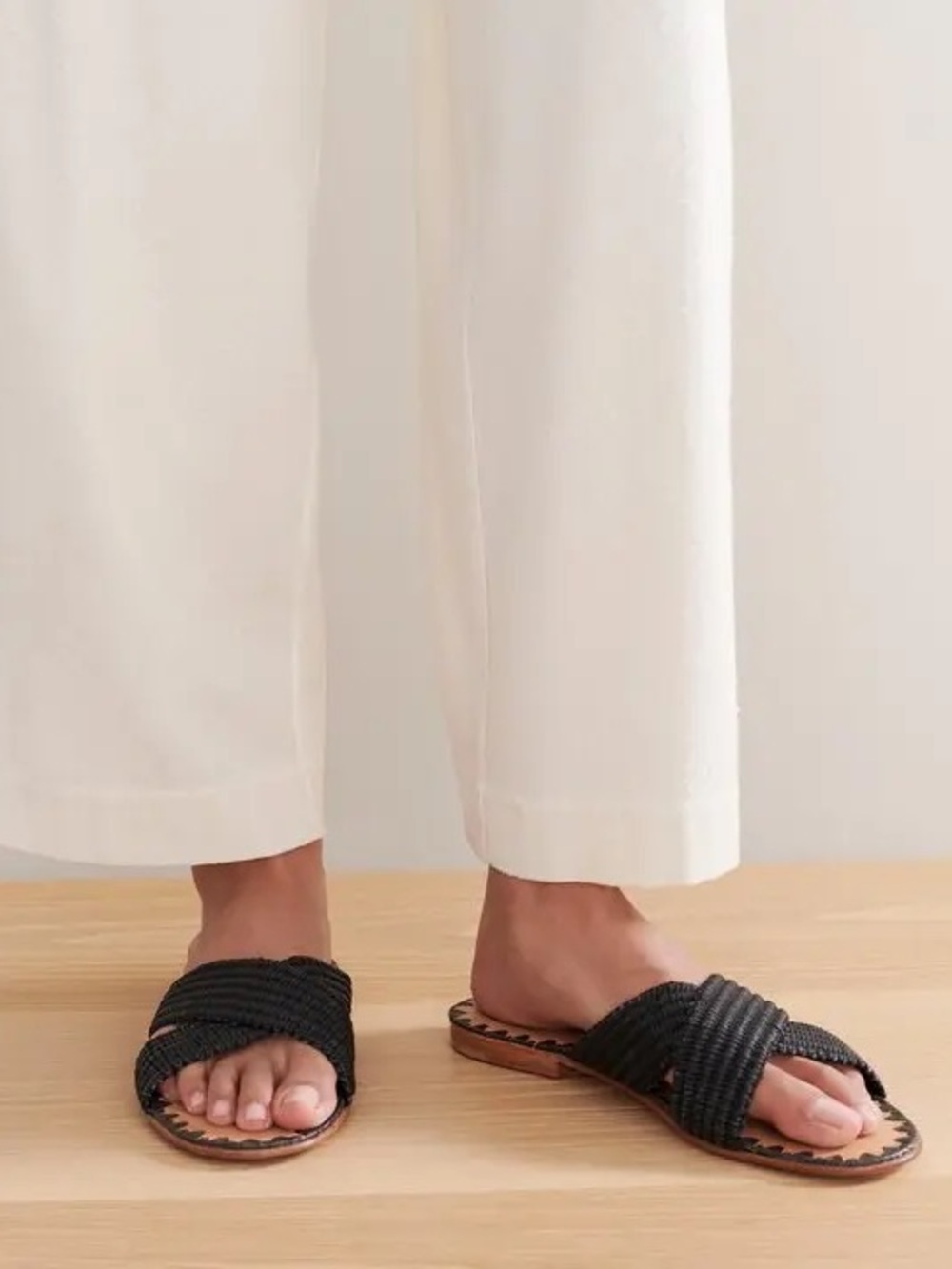 Jenni Kayne Raffia Crossover Sandals Sz 38